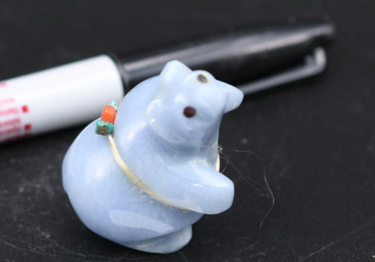 Bear Fetish, Unsigned (Zuni) (1 of 6)