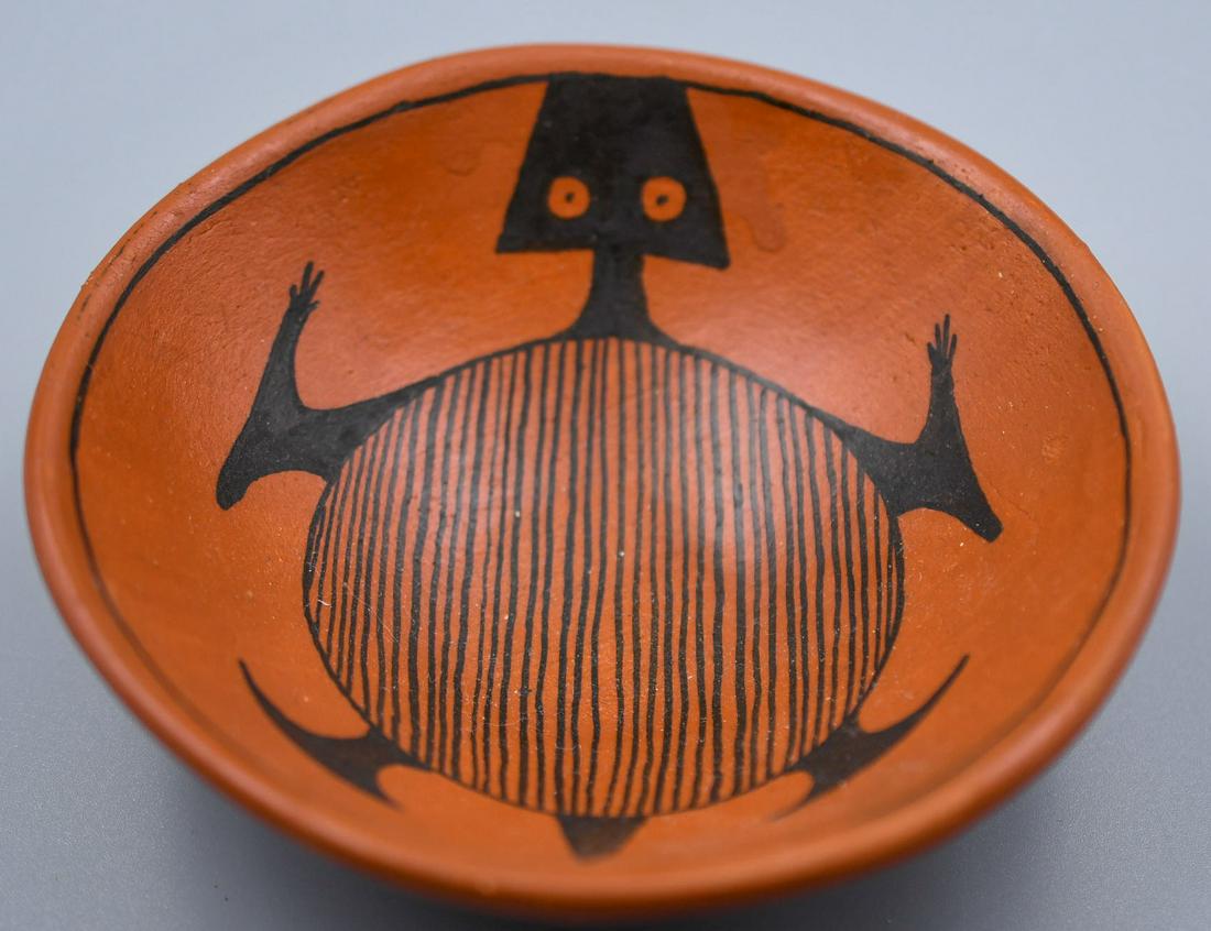 Red and Black Turtle Bowl, GL (1 of 6)