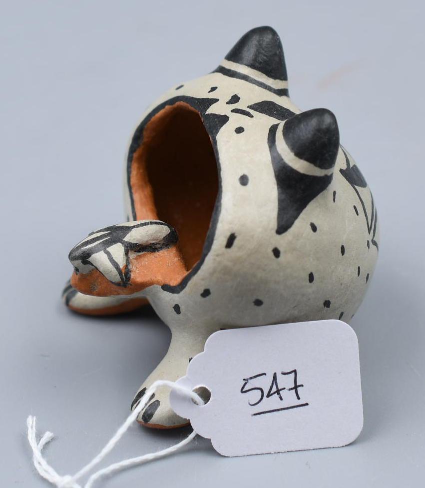 Cochiti Frog with Fly, Martha Arquero (1 of 6)