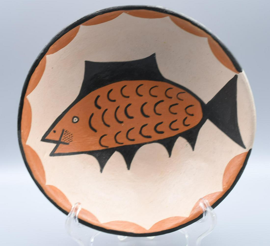 Santo Domingo Pueblo, Dough Bowl with Fish Design, F.T.: 8-7/8 inch diameter x 2-3/8 inches tall