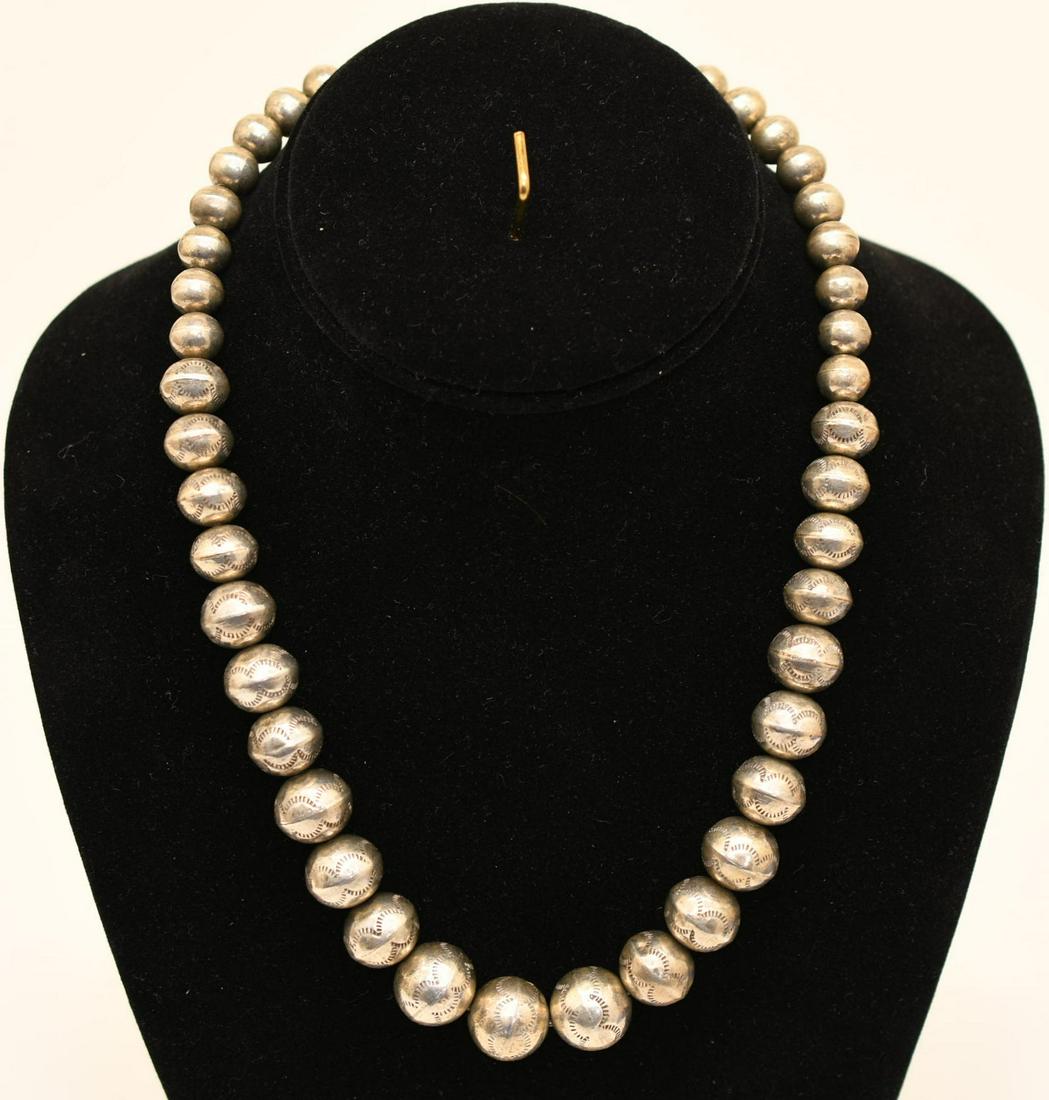 Native American 19 " necklace (1 of 2)