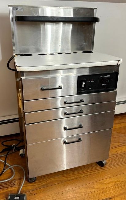 SMR Maxi Treatment Cabinet: SMR Maxi Treatment Cabinet some dental drills included. Model 60001 .Stainless steel cabinet. Power unit works. READ OUR SHIPPING POLICY'S! This will be In person pick up or contact UPS store in Kenos
