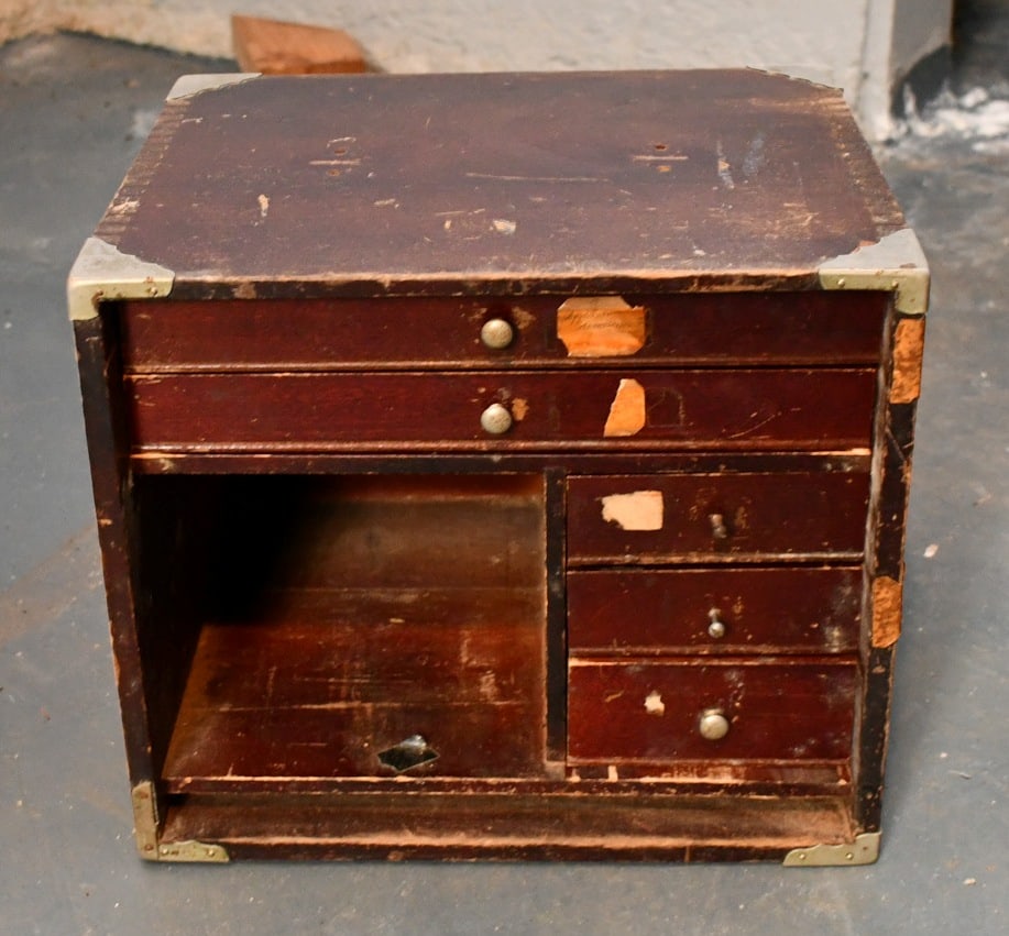 2 Antique Traveling Dental tool chests: (1 of 2)- 13 drawers, 1 missing. (2 of 2)- 5 drawers. Has cheese box joints. Wide grain wood, possibly aspen. Shipping is available both cabinets are 11-3/4"d x 14"w x 12"h. Weight- (1 of 2)-15lbs 11o