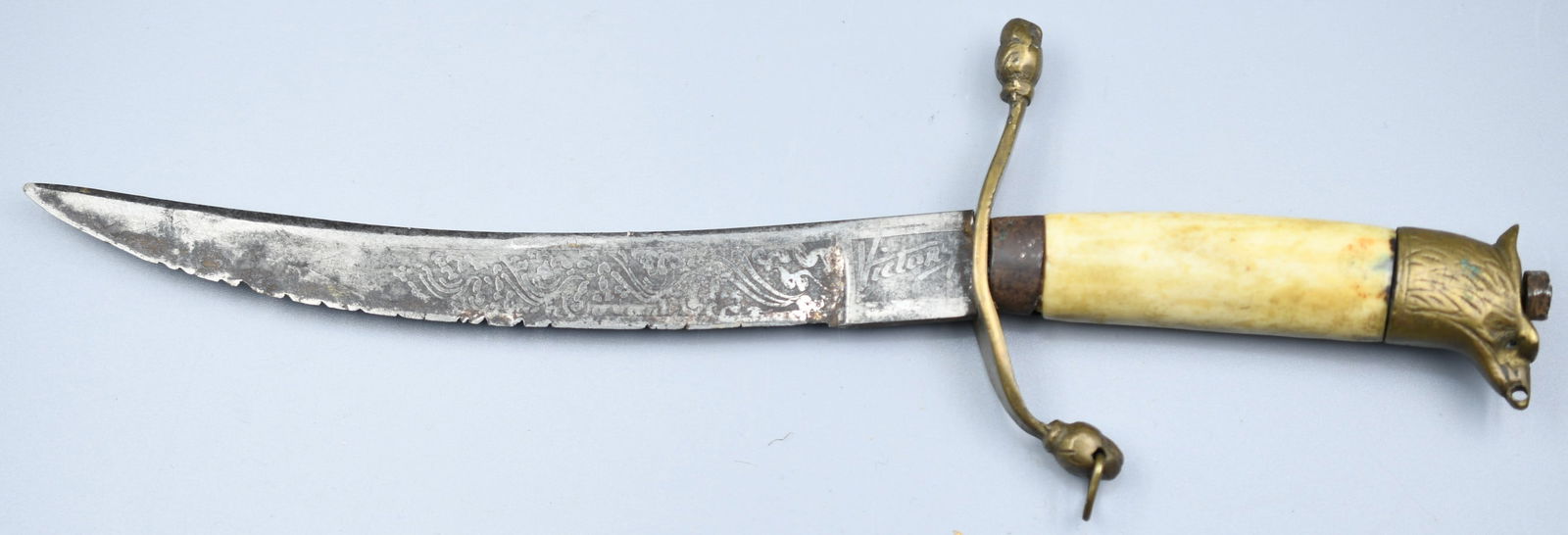 Vintage WWII Kirpan: WWII Kirpan victory dagger sold around the orient. (NOTE-Weight and dimensions are before packaging) handle-3 3/4""L. blade-6 3/4". Total -10 3/4"L . Weight- 4.65oz