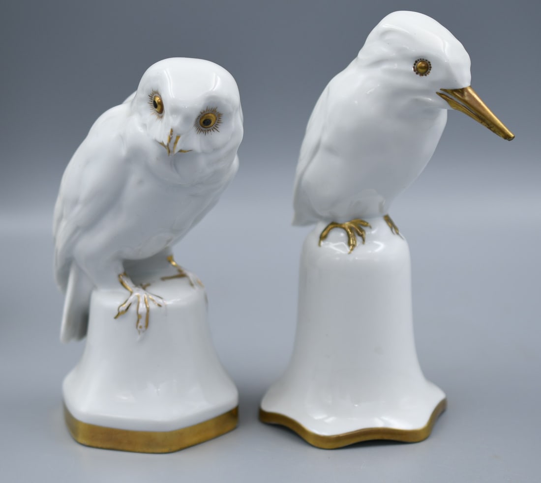 Porcelain Birds: Antique Porcelain Kingfisher and Owl figurines. Lorenz Hutschenreuther A.S. Selb Abteilung fur Kunst. Entwurf: Professor Klee K. Fachshule. kingfisher- base dia-3". 6 3/4"H. Weight-7.95oz. Owl-base di