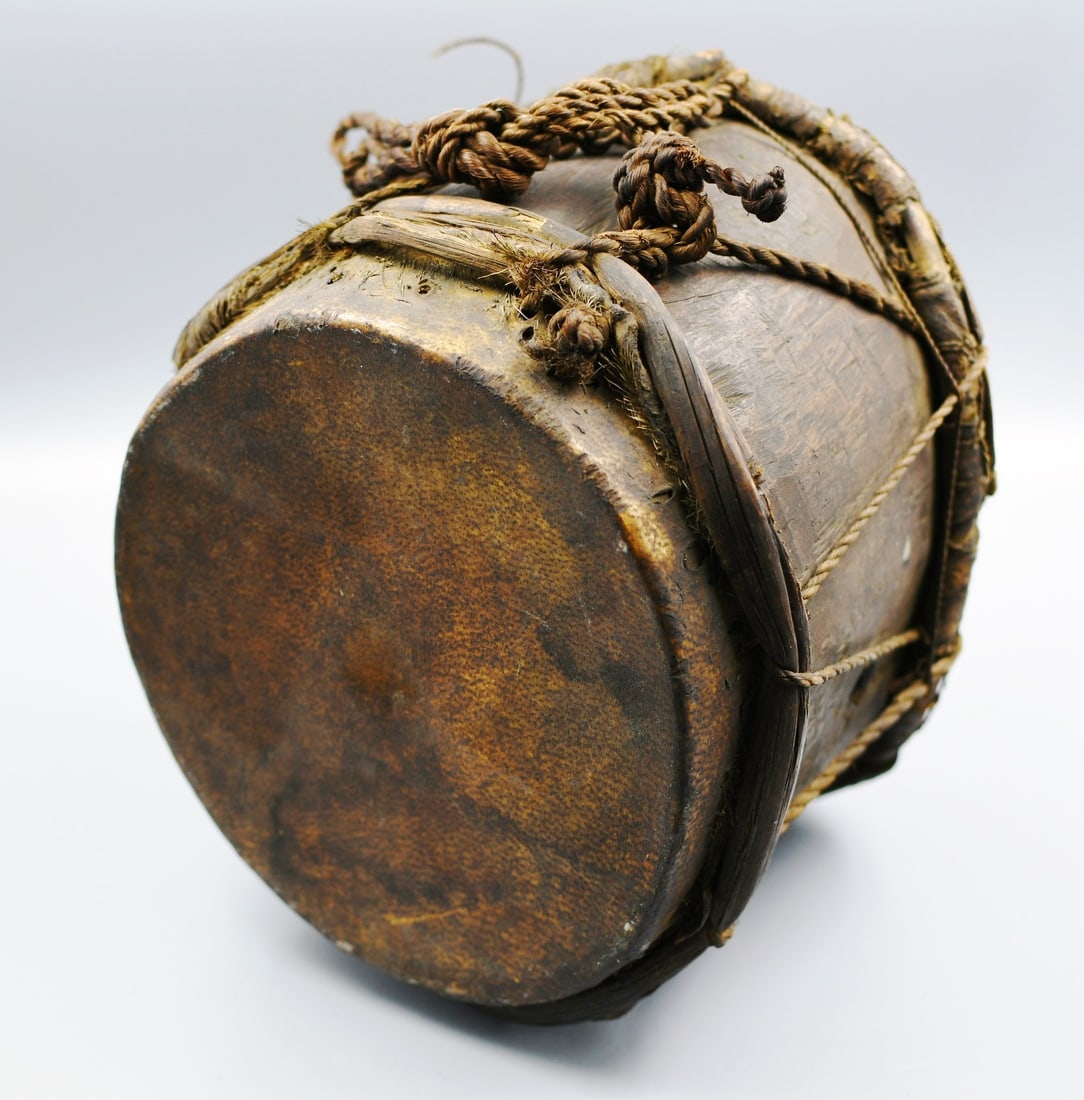 Antique Tribal Drum: Antique African tribal drum. (NOTE-Weight and dimensions are before packaging) Drum Dimensions-rough dia.-9". 8"H. weight-3lbs 8oz.