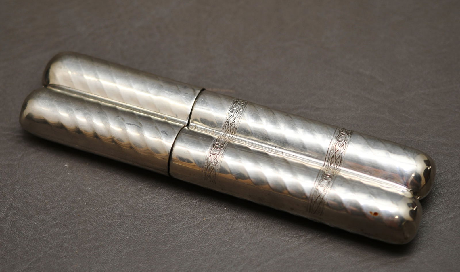 Cigar Case & Flask Combination: Heavy duty Silver Plated Sheffield Cigar case & flask combination with a Stainless steel funnel. Dimensions given are for the item & weight is with the packaging. The box will be a 9.5 x 6.5 x 4.5