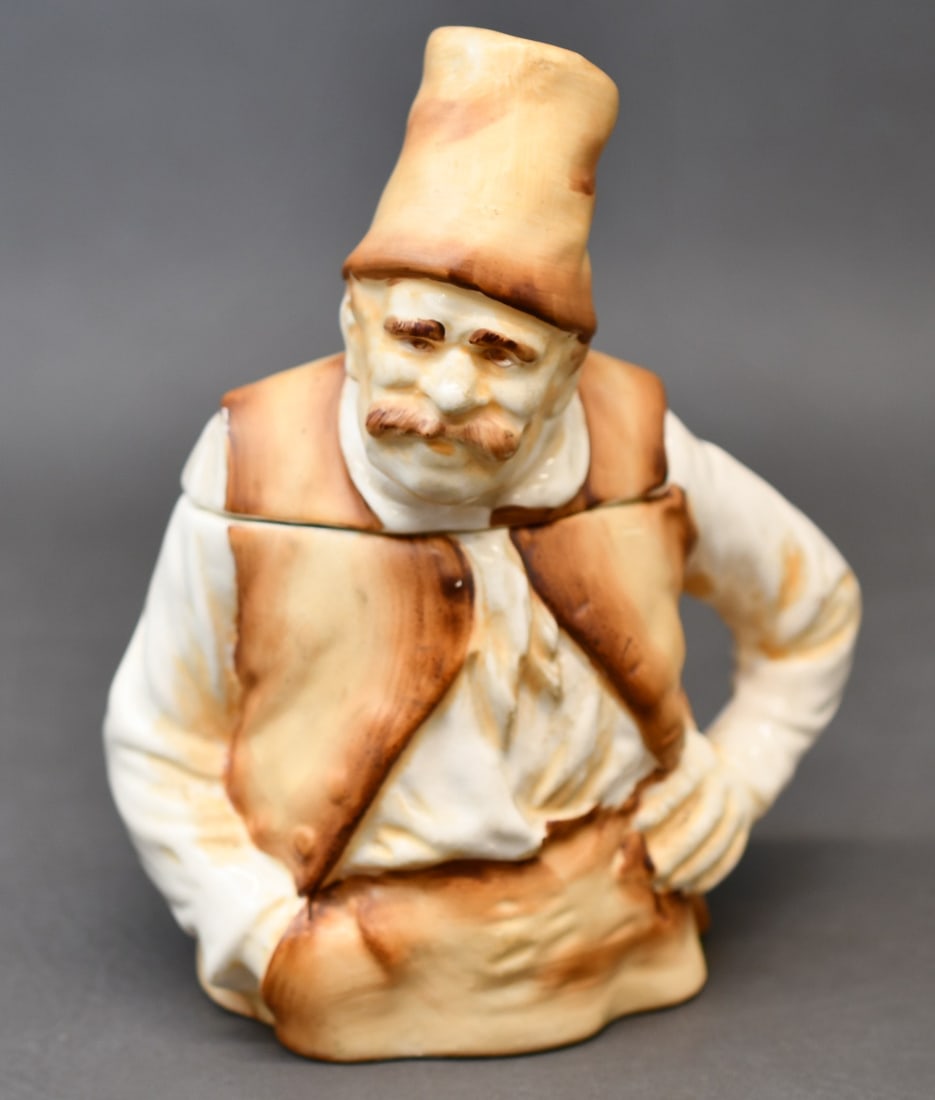 Ceramic Character Humidor: Hand painted with lid starting at shoulders. Ardalt Artware Japan 6425. Dimensions given are for the item(s) & weight is with the packaging.