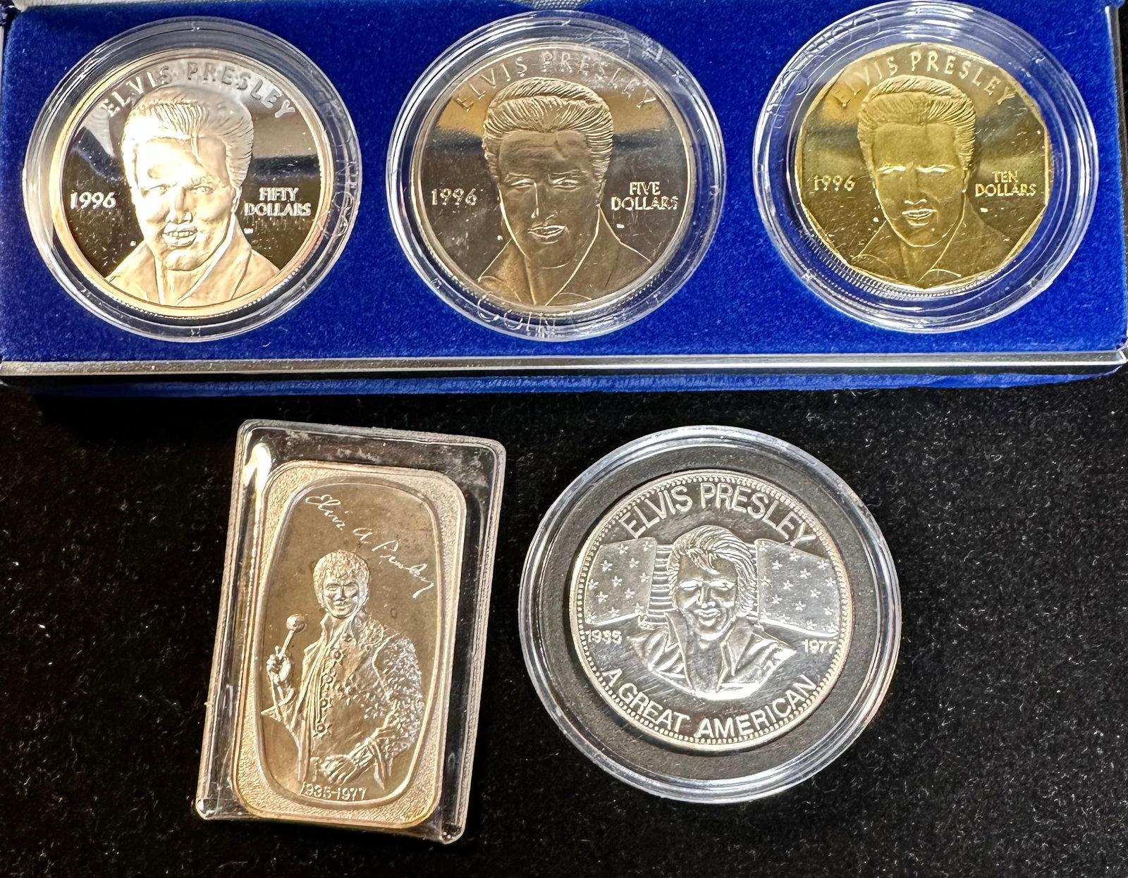 1996 Elvis Presley Commemorative Coin Set: Republic of the Marshall Islands Coins as follows; 1 oz pure silver $50 , Brass $10 & Cupronickel $5. Also the Certificate of Authenticity & original case. Elvis Presley Limited edition 1 troy oz from