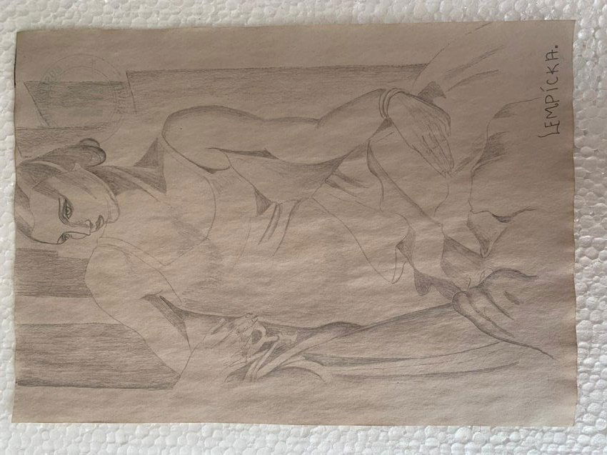 Signed Tamara de Lempicka Charcoal Drawing on paper: Signed and Stamped Tamara de Lempicka Charcoal Drawing on Paper. verso stamp inscribed "Musee d. Orsay". Aprox size 20 x 30 cms. This item has limited provenance, it doesnt have any documentation or c