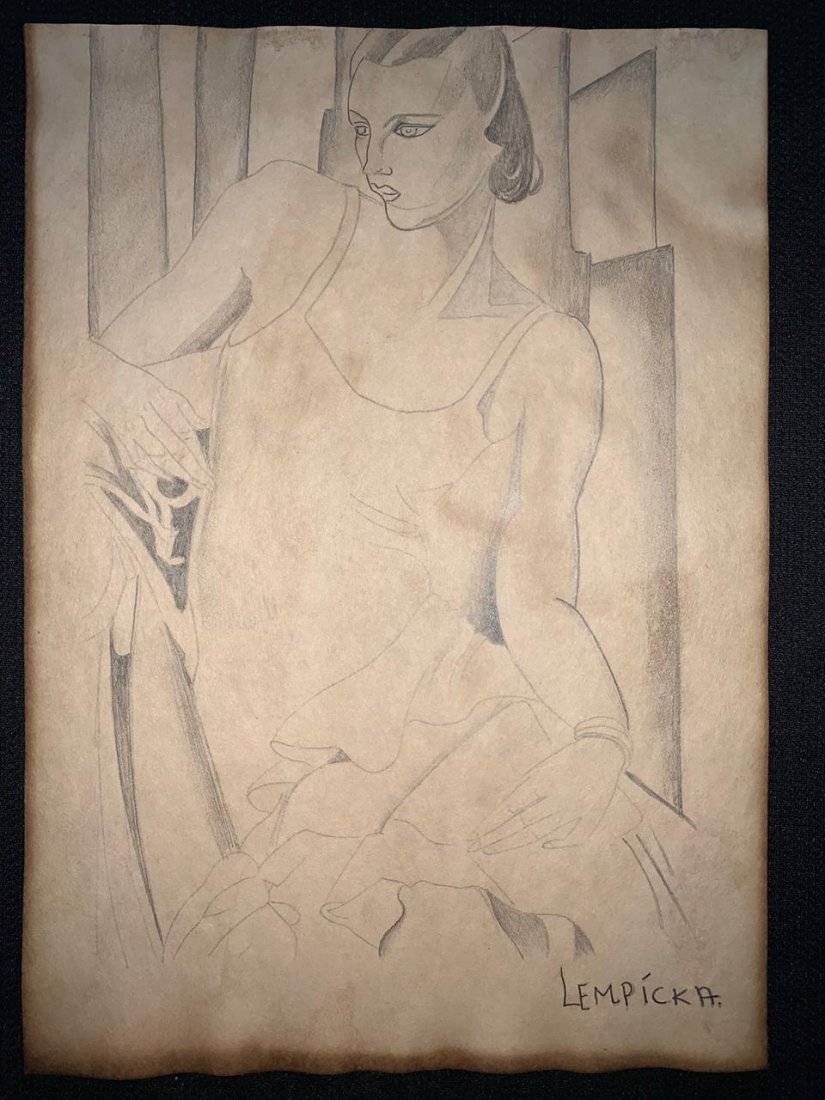 Signed & Stamped Tamara de Lempicka Drawing on paper: Signed and Stamped Tamara de Lempicka Charcoal Drawing on Paper. verso stamp inscribed "Musee d. Orsay". Aprox size 20 x 30 cms. This item has limited provenance, it doesnt have any documentation or c