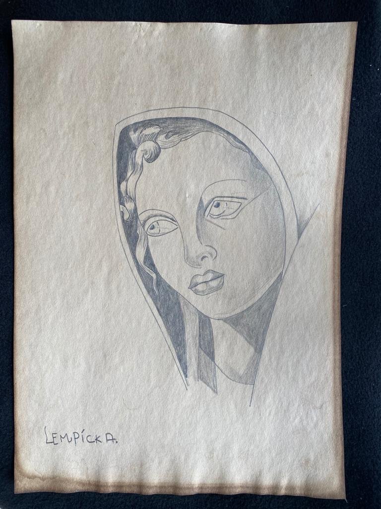 Signed & Stamped Tamara de Lempicka Drawing on paper: Signed and Stamped Tamara de Lempicka Charcoal Drawing on Paper. . Aprox size 20 x 30 cms. This item has limited provenance, it doesnt have any documentation or cerfication, Sold "as is" to the manner