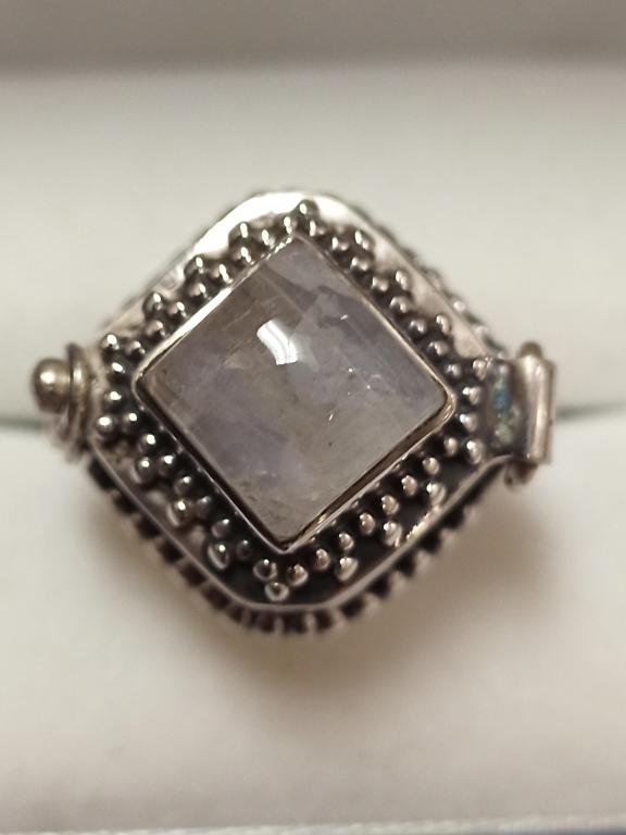 Silver Moonstone Ring: Silver Moonstone Ring (~Size 8)(Ring is resizable for $40), Suggested Retail Value $200 (Estimated Selling Price from $30 to $60)