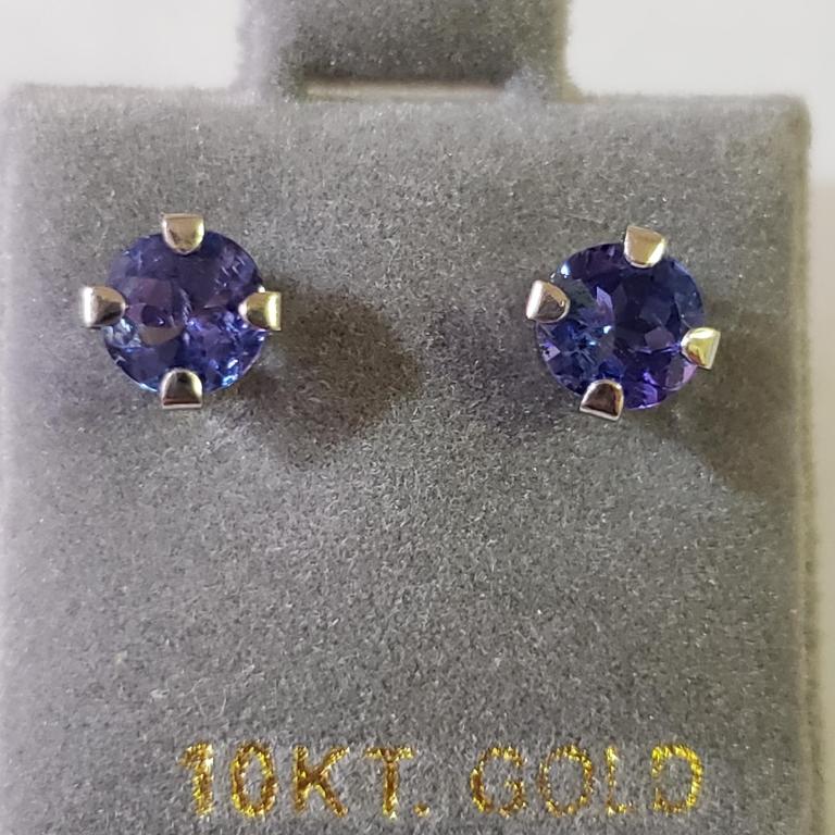 $440 10K Tanzanite(1.5ct) Earrings: 10K White Gold Tanzanite(1.5ct) Earrings, Suggested Retail Value $440