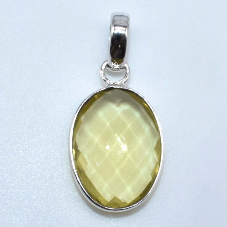 Sterling Silver Lemon Quartz(12.15ct) Pendant: Sterling Silver Lemon Quartz(12.15ct) Pendant (~weight 5.05g)
