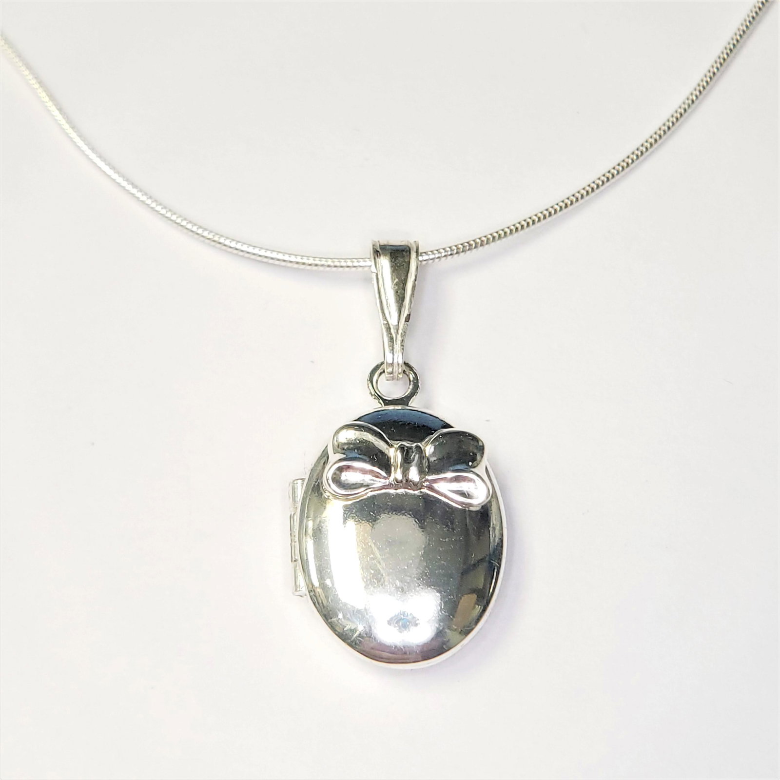 $160 Silver Locket 18" Necklace: Silver Locket 18" Necklace, Suggested Retail Value $160