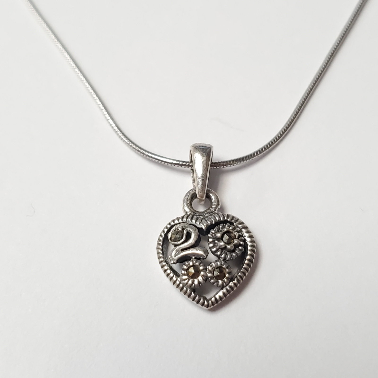$120 Silver Macasite 18" Necklace: Silver Macasite 18" Necklace (~Size 0) (~length 0 inches), Suggested Retail Value $120