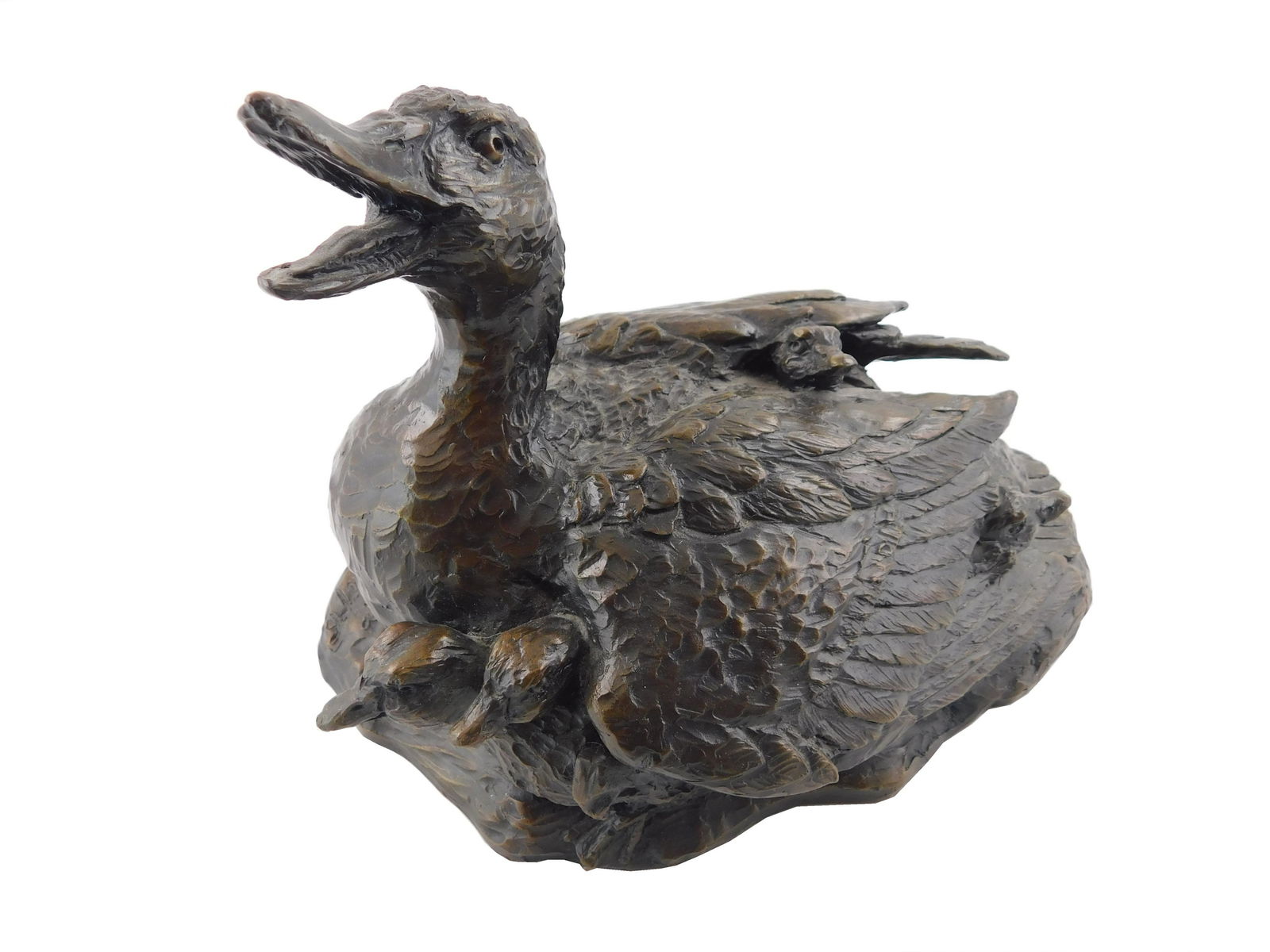 William Turner (American, b. 1943) "Mallard Family",: William Turner (American, b. 1943) "Mallard Family", 1992, bronze sculpture, ed. 18/75, depicts four ducklings under their mother's wing on naturalized base with felted bottom, incised signature, date