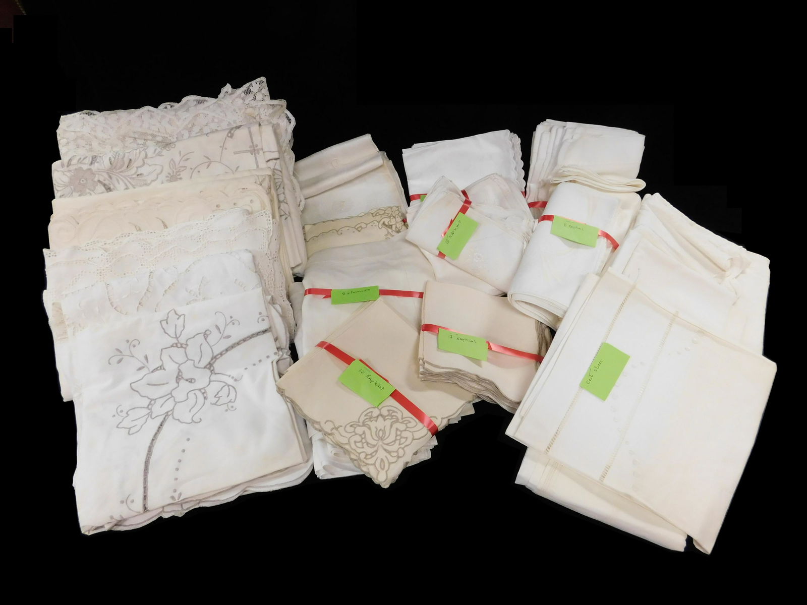 TEXTILES: Cleaned and crisp linens, over 140 pieces, (1 of 11)