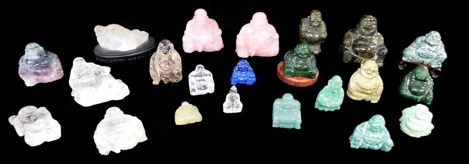 Carved hardstone Buddhas, twenty-two pieces, 20th C., (1 of 4)