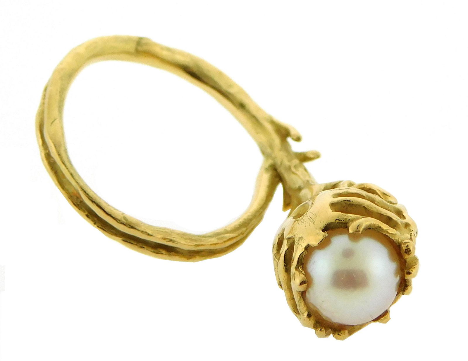 JEWELRY: Tested 18K yellow gold wrap around flower ring, measuring 2.5 mm wide, containing one round (1 of 5)