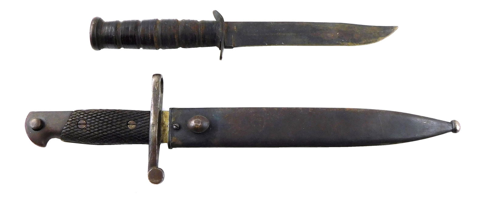 WEAPONS: Two WW2 period bayonets, including: a "Camillus USMC" Fighting Knife without scabbard, (1 of 5)