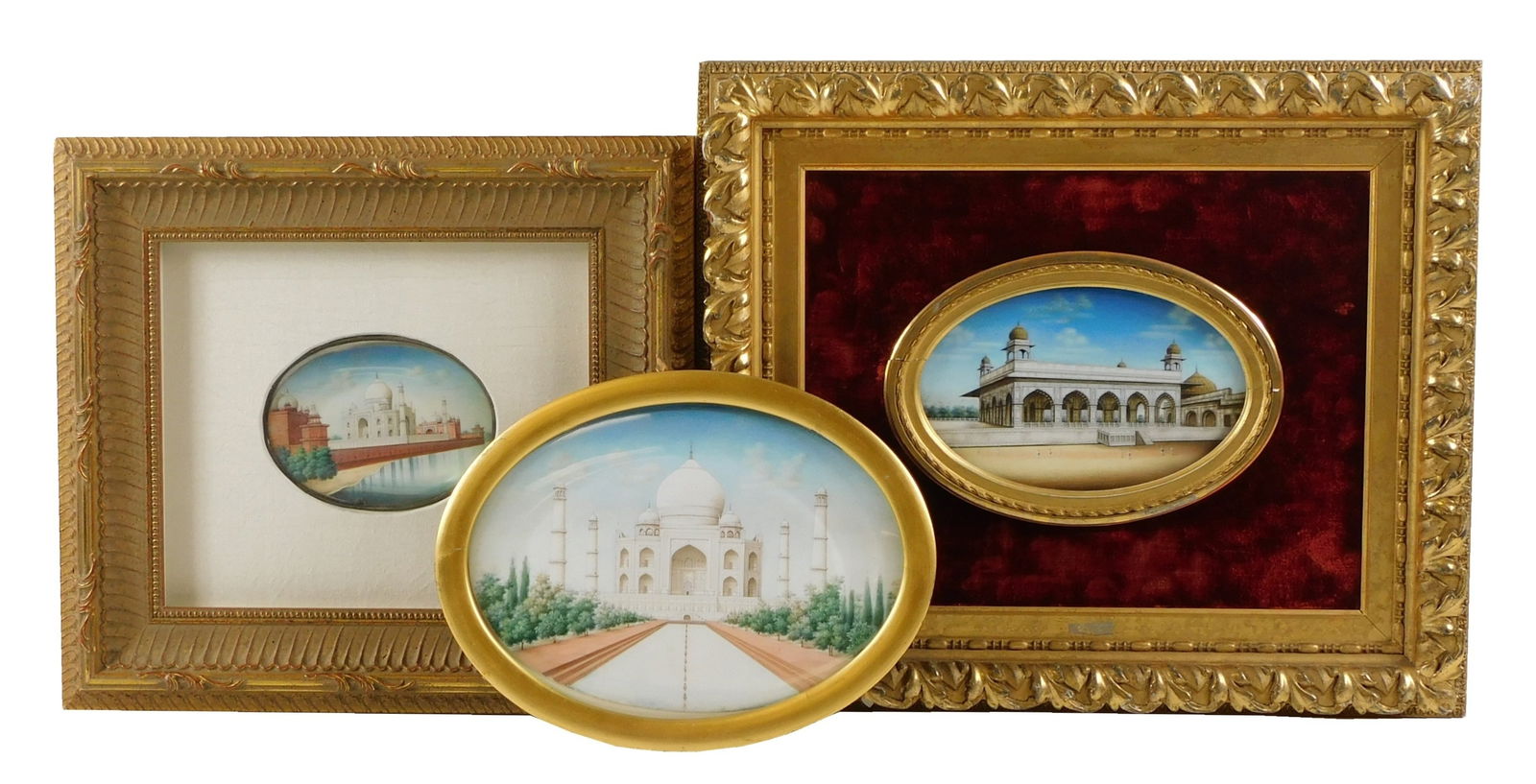 Three paintings featuring Indian landmarks, 20th C., all framed and on unknown oval supports, the (1 of 5)