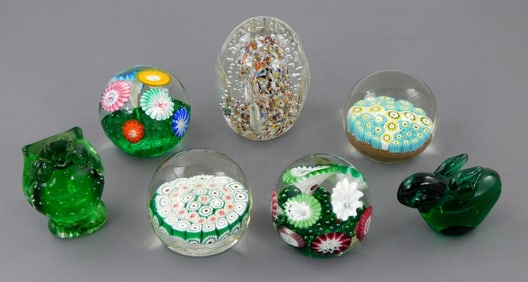 PAPERWEIGHTS: Seven decorative pieces including five paper weights; four paper weights clear round,