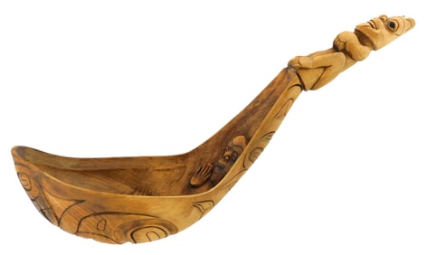 TRIBAL: Northwest Coast carved totem spoon, ceremonial horn style spoon with totem handle, face and