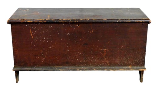 Blanket Chest, New England, late 18th/19th C., pine in original red paint with lidded till, original