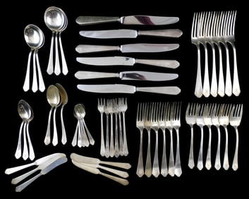 STERLING: Governor Winthrop by Frank Whiting flatware partial set of fifty-two, early 20th C.,
