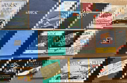 1929 - 1933 Buick brochures, twenty seven total, gd to ex cond