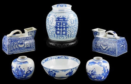 ASIAN: Chinese porcelain, Qing Dynasty and later, six pieces, including: a ginger jar with lid; pair