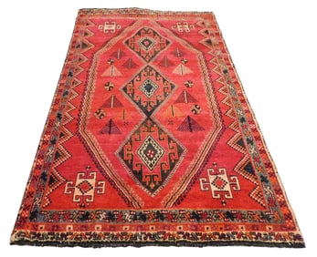 RUG: Antique Persian Qashqai carpet, 5' x 8', c. 1940's-50's, wool weft, three vertical diamond