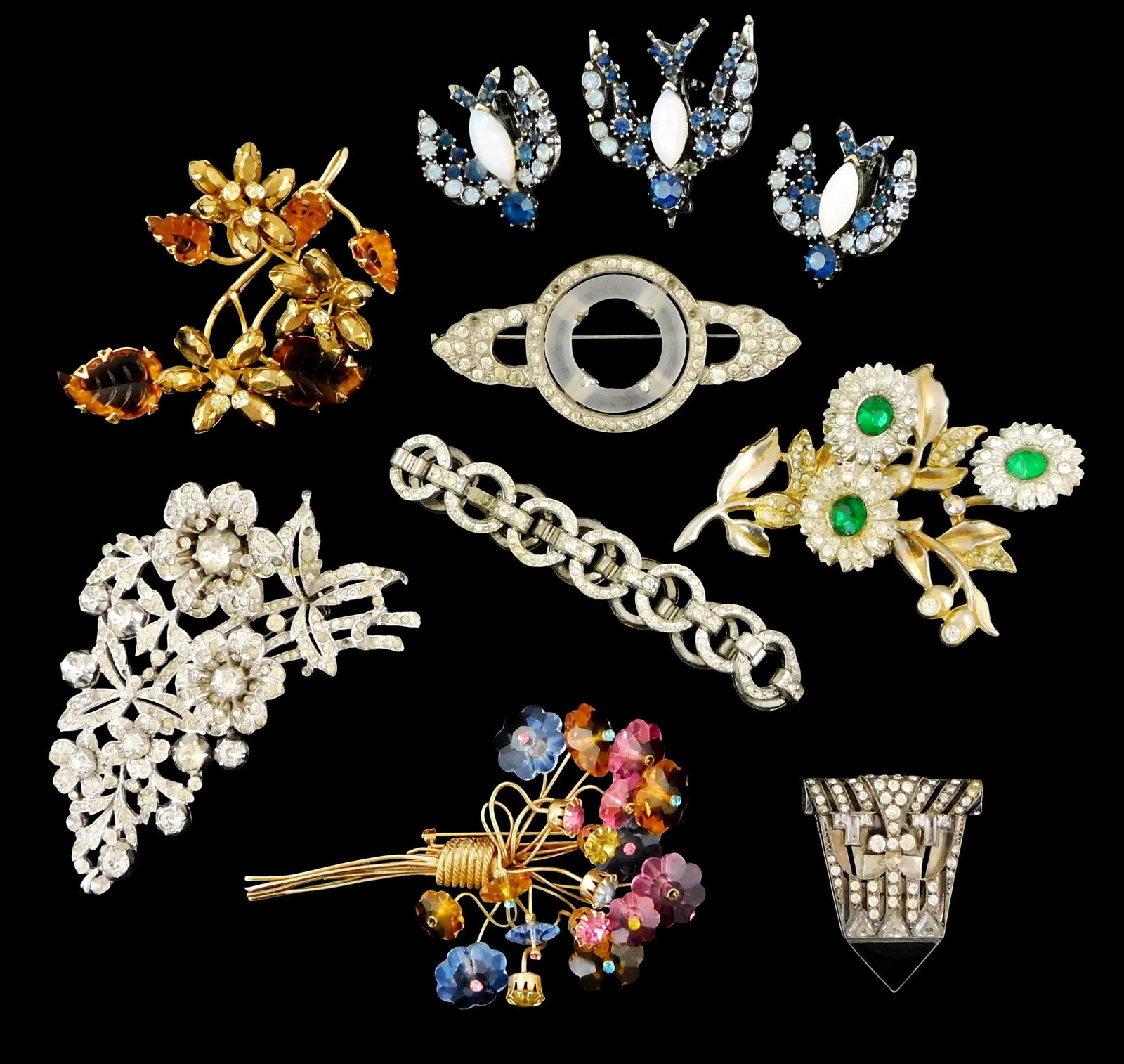 COSTUME JEWELRY: Ten pieces including four "En Tremblant" or trembler floral brooches, all with (1 of 5)