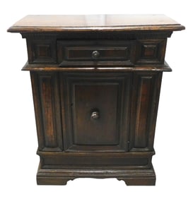 Cabinet, English, 18th C., walnut, diminutive size with one drawer and one door, each with wood