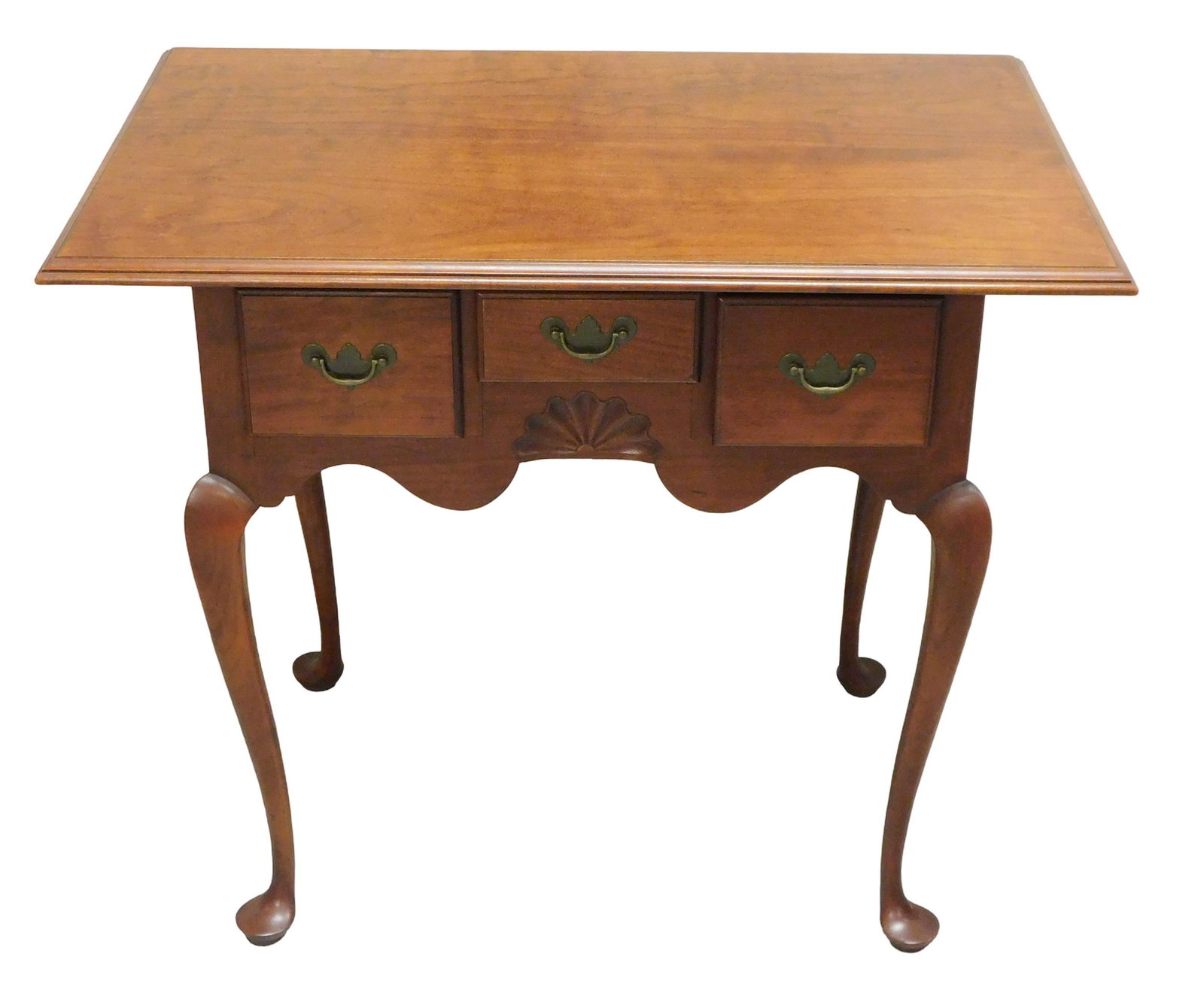 Eldred Wheeler Queen Anne style lowboy, cherry, 20th C., bench-made, oblong top with overhang, case: Eldred Wheeler Queen Anne style lowboy, cherry, 20th C., bench-made, oblong top with overhang, case with short drawers, carved fan to shaped skirt, brass batwing pulls, cabriole legs over pad foot, pa