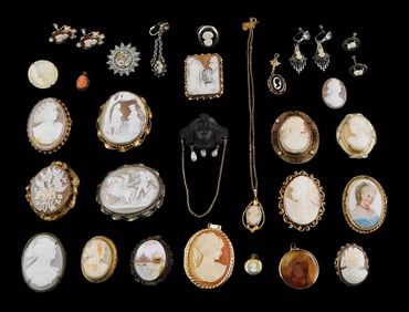 CAMEOS: 20+ pieces of gold and silver tone costume cameo jewelry, including intaglio, portraits, and