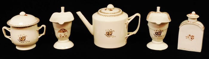 ASIAN: Chinese Export porcelain, late 18th/ early19th C., five pieces, all with hand-painted red and