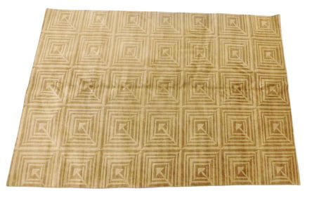 RUG: Contemporary pattern, 5' 4" x 7' 7", hand-knotted, light wear consistent with age and use, made