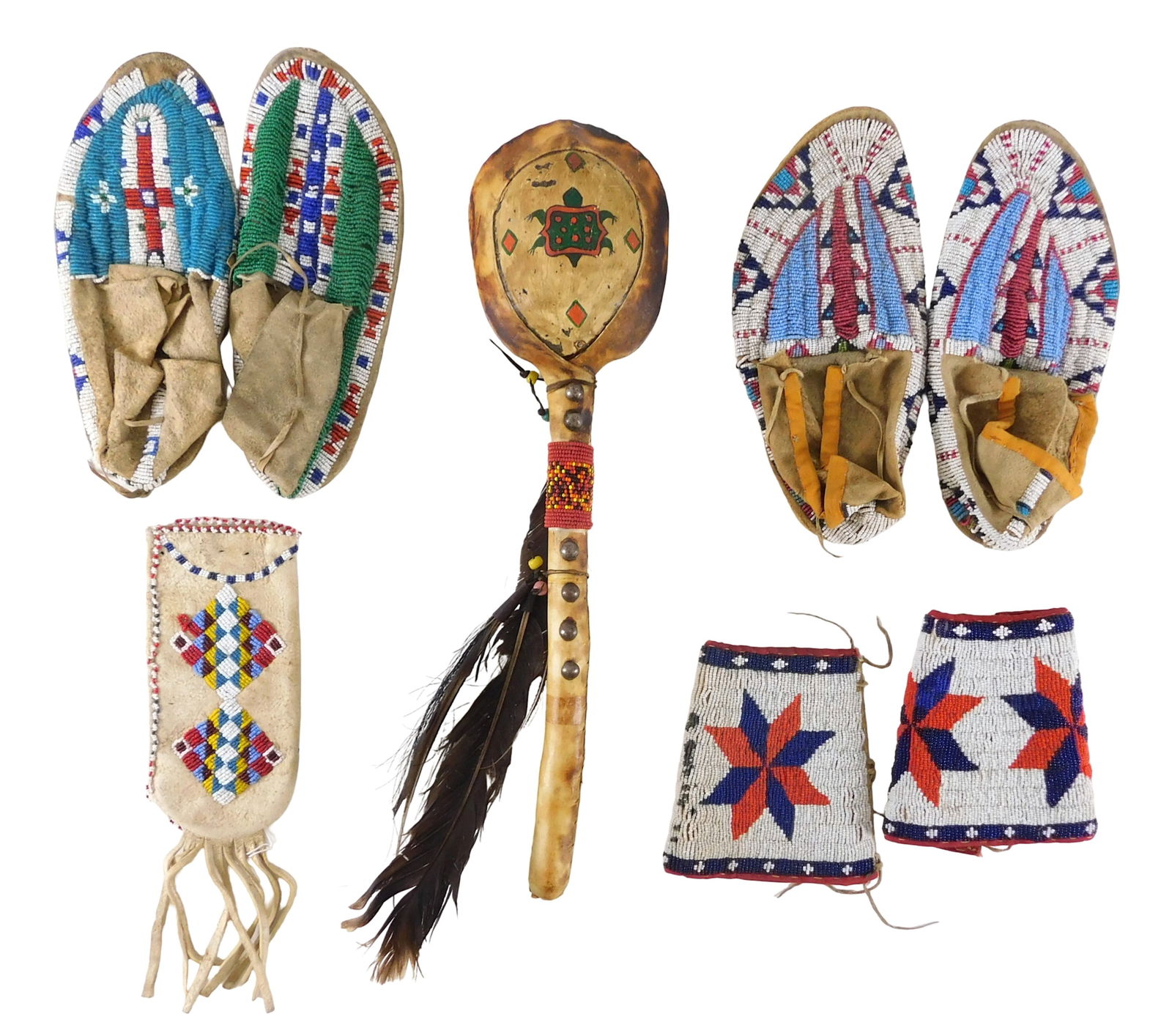 TRIBAL: Native American tourist items, eight pieces, all Lakota Sioux, South Dakota, some with (1 of 5)