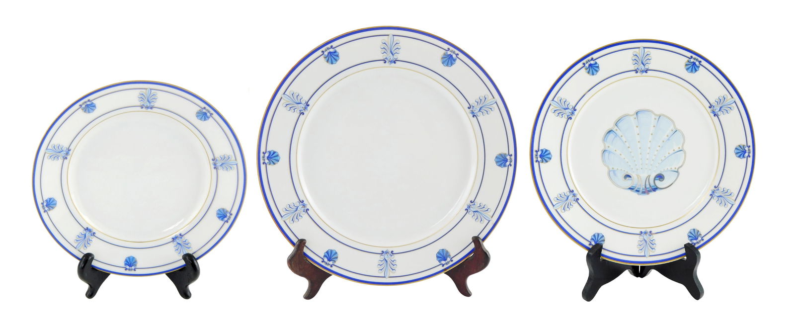 Limoges "Shell and Thread" pattern porcelain dinnerware retailed by Tiffany & Co., twenty-six (1 of 6)