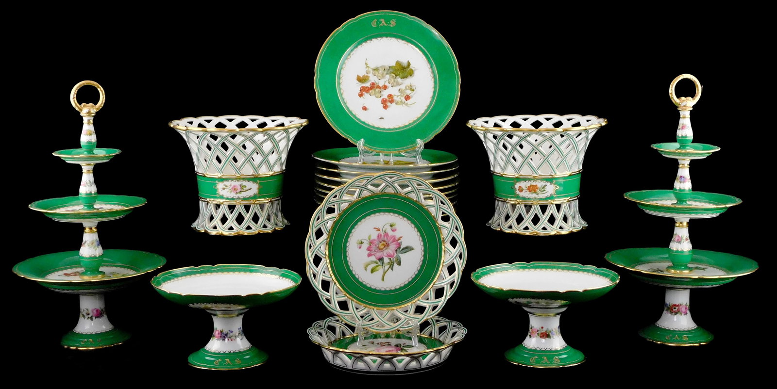 French porcelain service by Rihouet, Paris (active 1818-1853), eighteen pieces, 19th C., (1 of 7)
