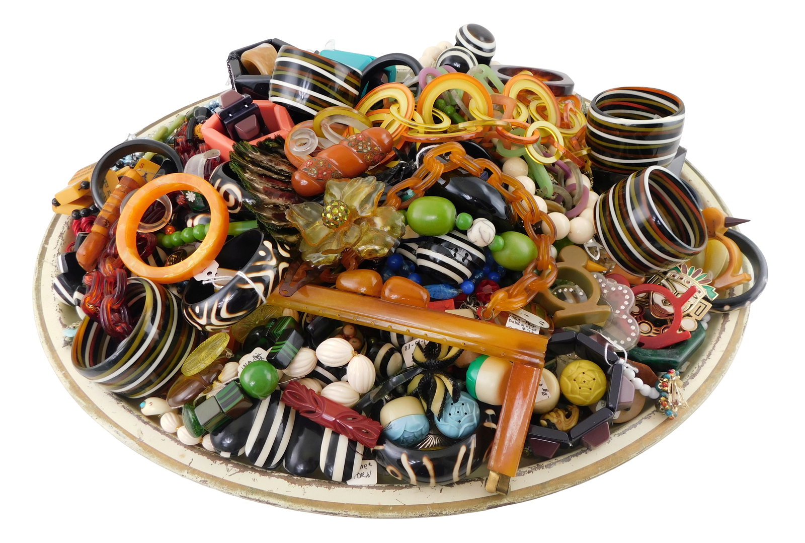 COSTUME JEWELRY: 100+ pieces of Mid-Century Modern themed bangles, beaded necklaces, rings, etc.,: COSTUME JEWELRY: 100+ pieces of Mid-Century Modern themed bangles, beaded necklaces, rings, etc., many early plastics including Bakelite, items of interest include Bakelite bird-form napkin holders; B