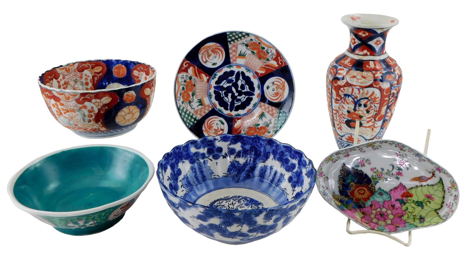 ASIAN: Japanese and Chinese style ceramic plates, bowls and vase, 19th-20th C., including: (1 of 2)