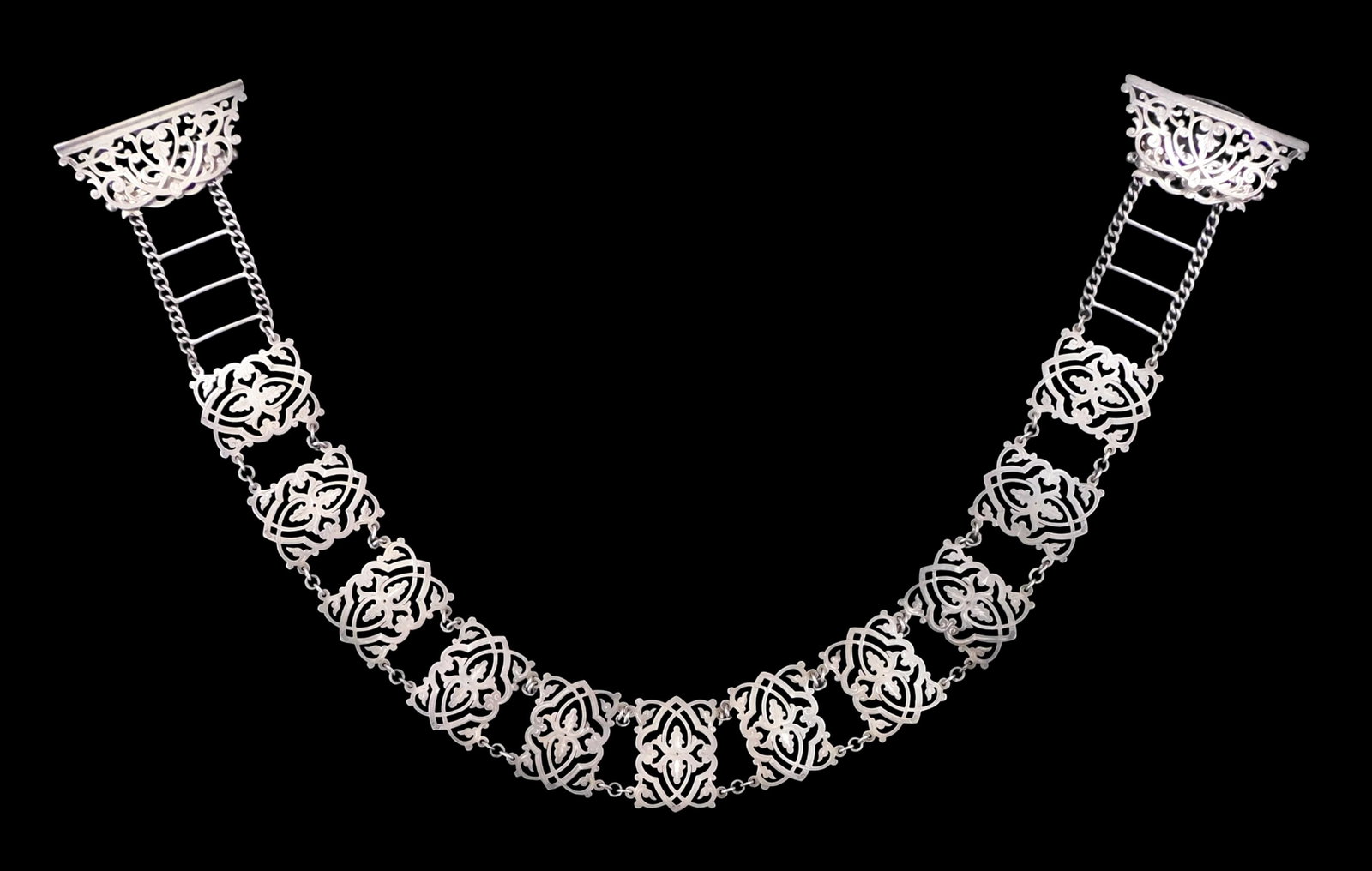 STERLING: Ornate English Art Nouveau sterling silver belt by E. S. Barnsley & Co., Birmingham, 1900,: STERLING: Ornate English Art Nouveau sterling silver belt by E. S. Barnsley & Co., Birmingham, 1900, reticulated panels featuring scrolling foliate design interspersed with chain, hallmarks throughout
