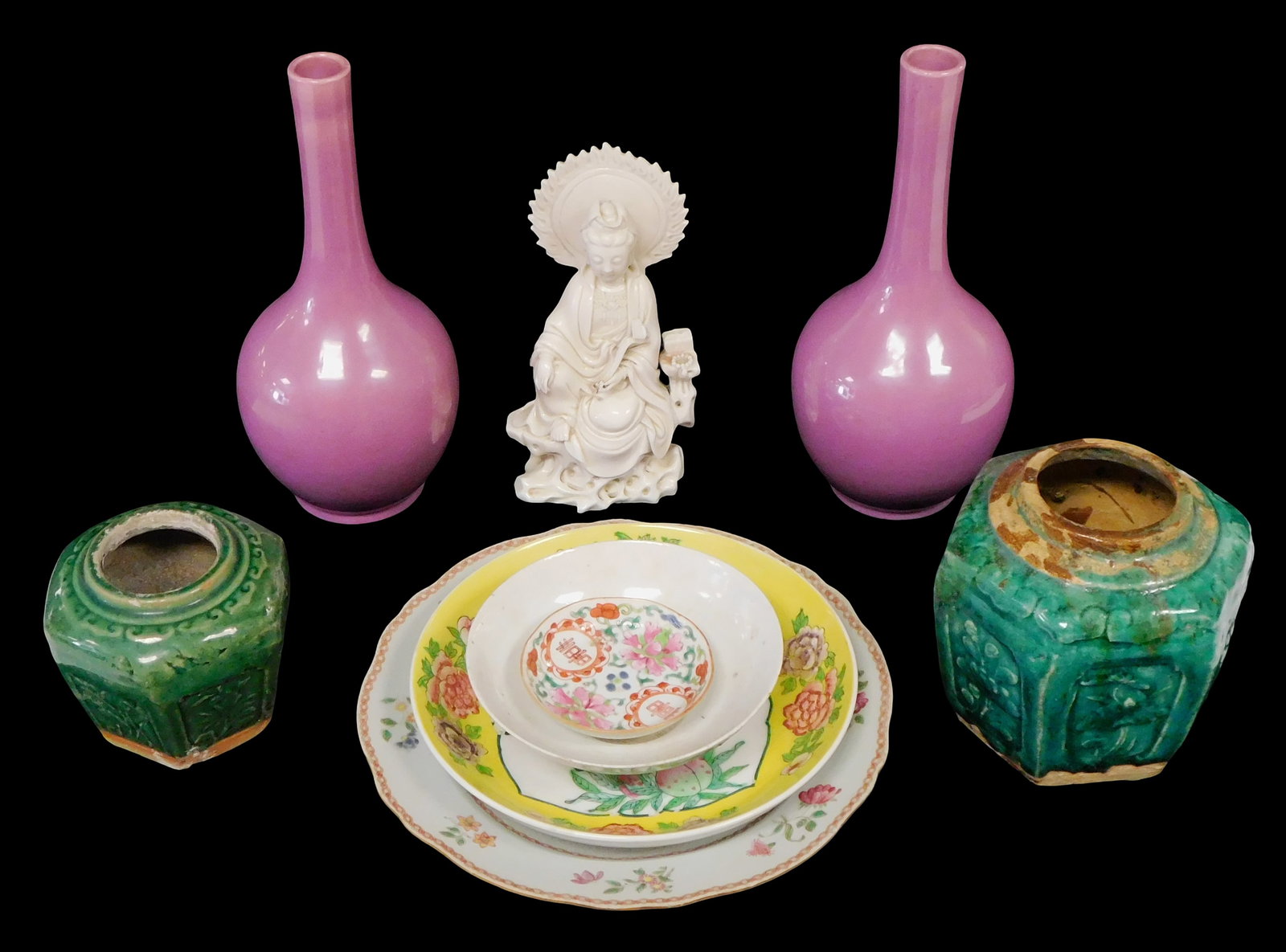 ASIAN: Asian export servingware, vessels and figure, nine pieces, late 19th-early 20th C., (1 of 3)