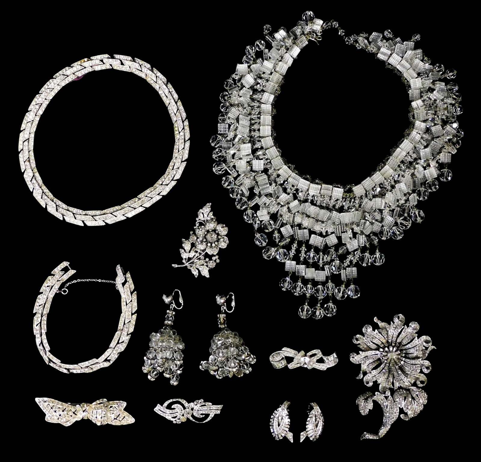 COSTUME JEWELRY: Crown Trifari, Boucher, Mazer, Ora, etc., 10+ pieces, including: Crown Trifari (1 of 6)