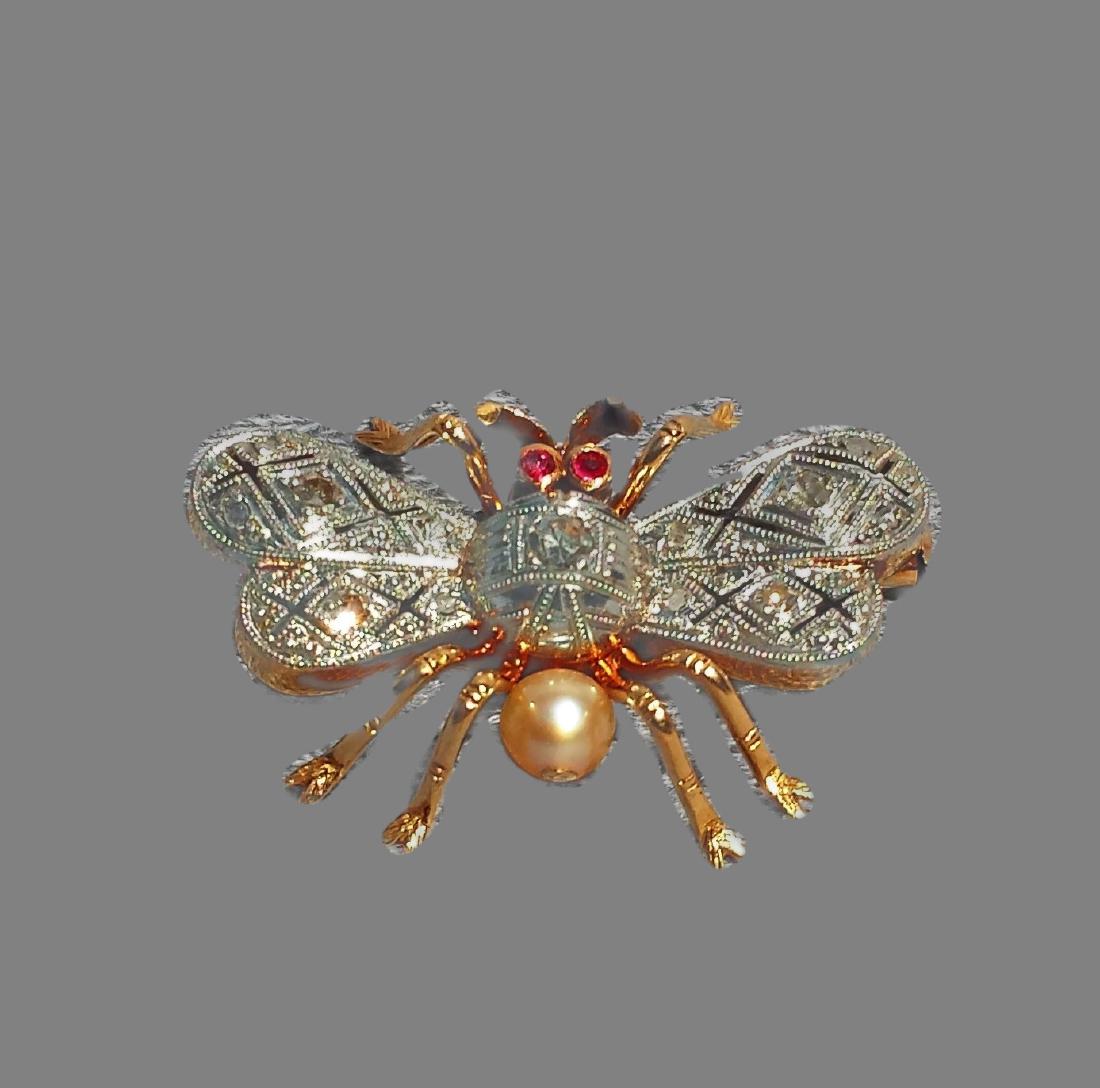 Gold Bee Pin (1 of 5)