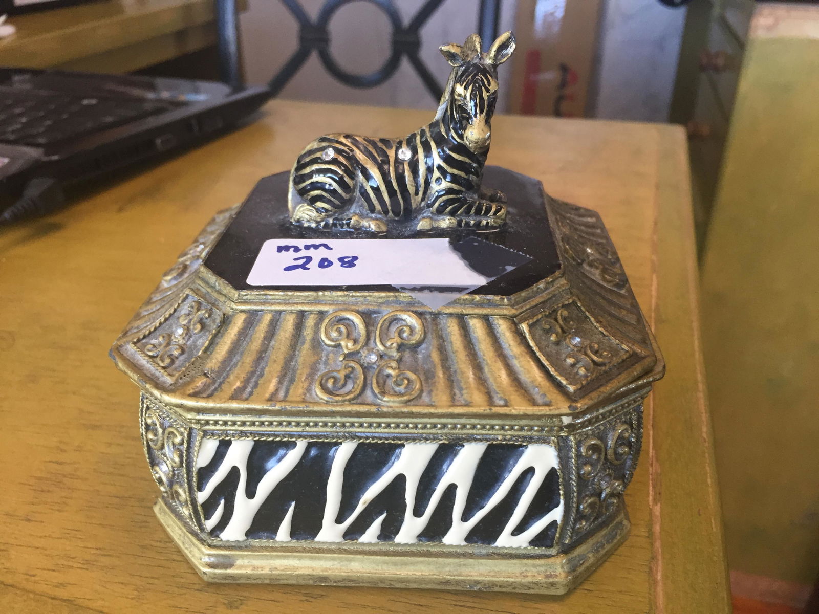 Hinged Zebra Box: Hinged Zebra Box